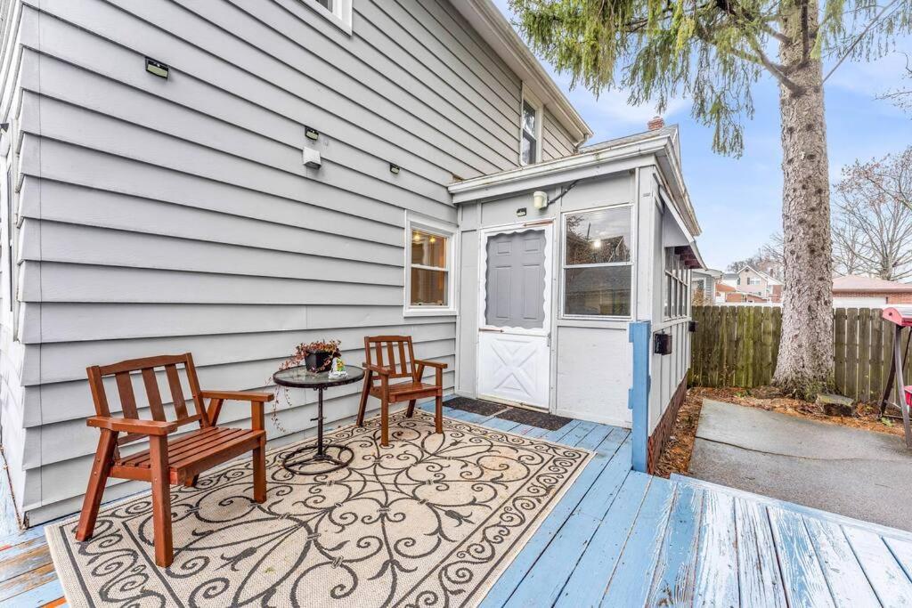 Central Falls Hideaway Cuyahoga Falls Εξωτερικό φωτογραφία